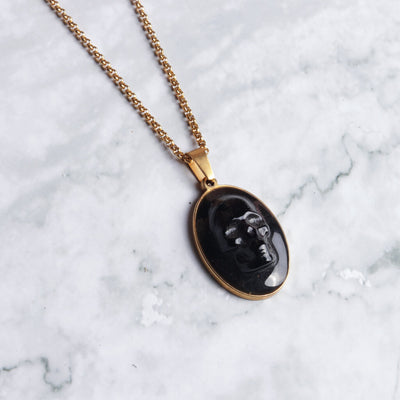 Skull Oval Pendant Black